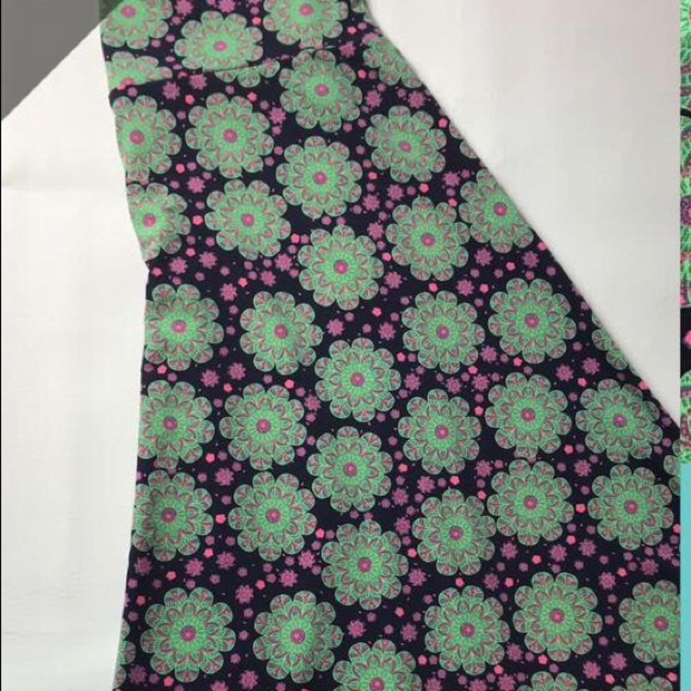 XS Azure skirt medallion pattern